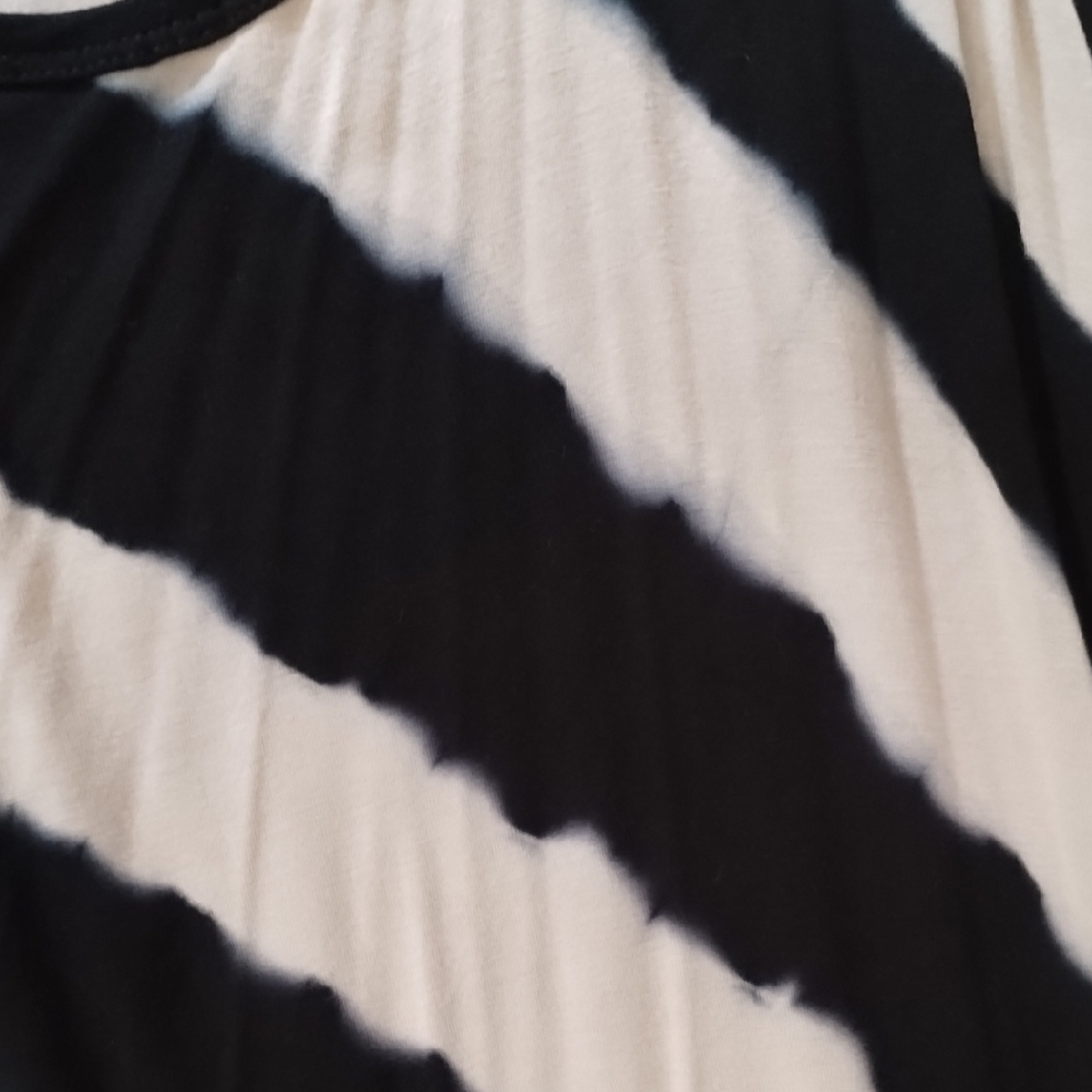Calvin Klein Multicolor Patterned Top - Picture 5 of 5